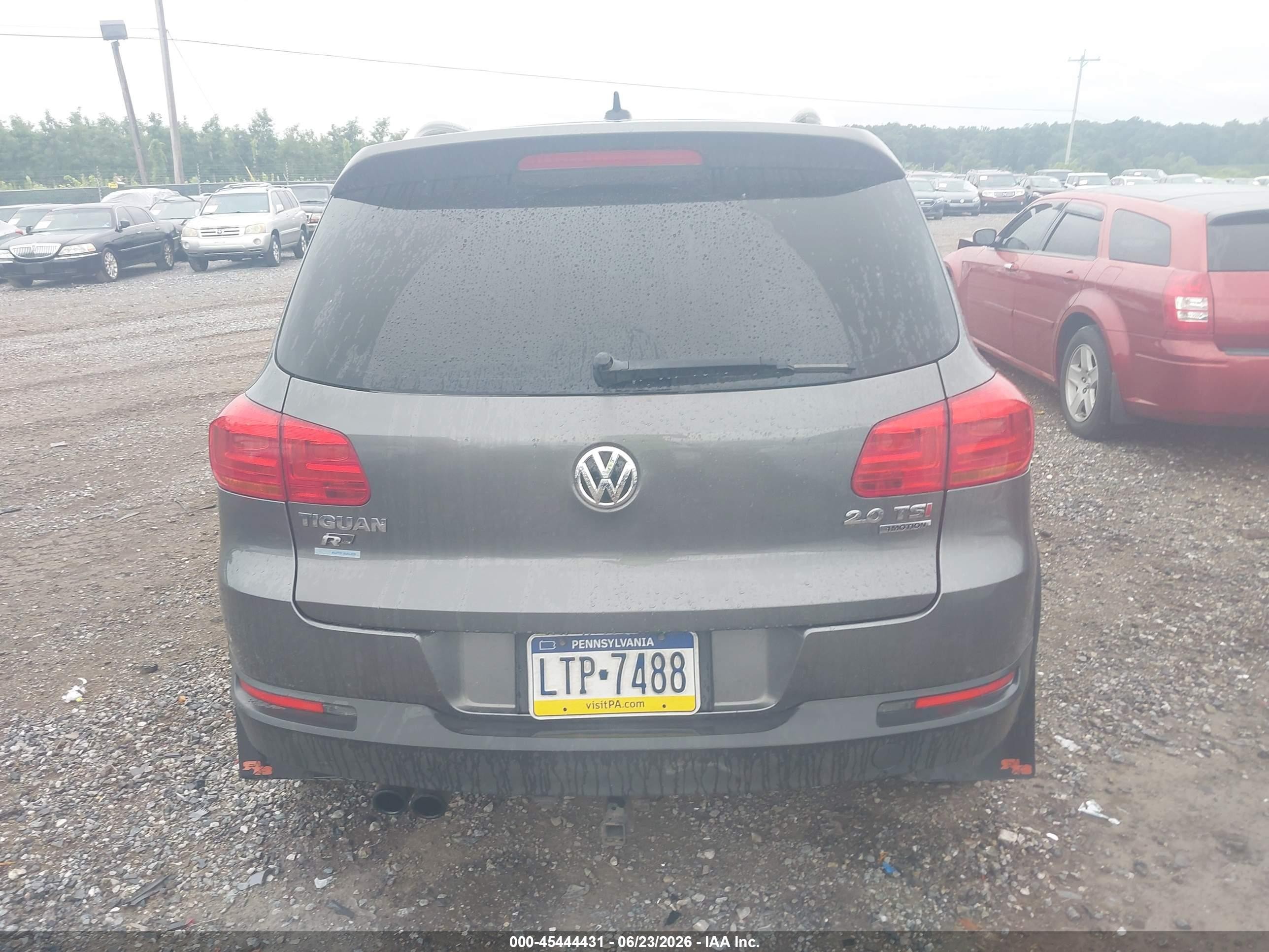 2014 Volkswagen Tiguan R-line Серый vin: WVGBV3AX0EW124051