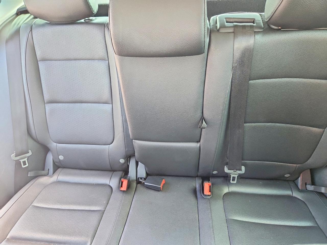 2014 Volkswagen Tiguan S Черный vin: WVGBV3AX0EW534591