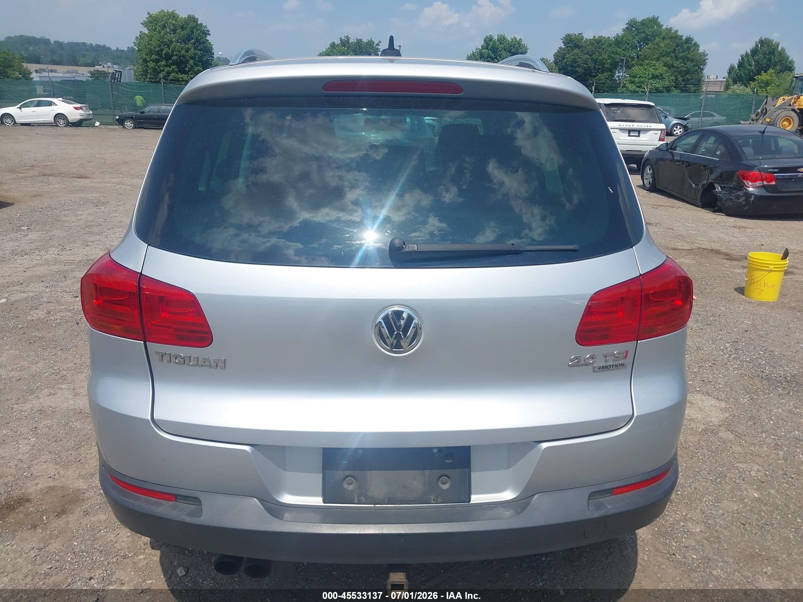 2014 Volkswagen Tiguan Se Silver vin: WVGBV3AX0EW573763