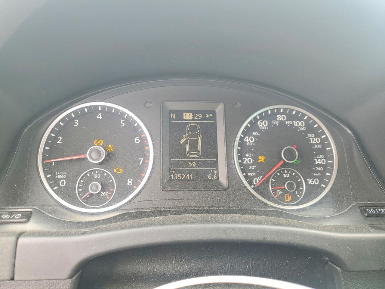 2014 Volkswagen Tiguan S Silver vin: WVGBV3AX0EW580132