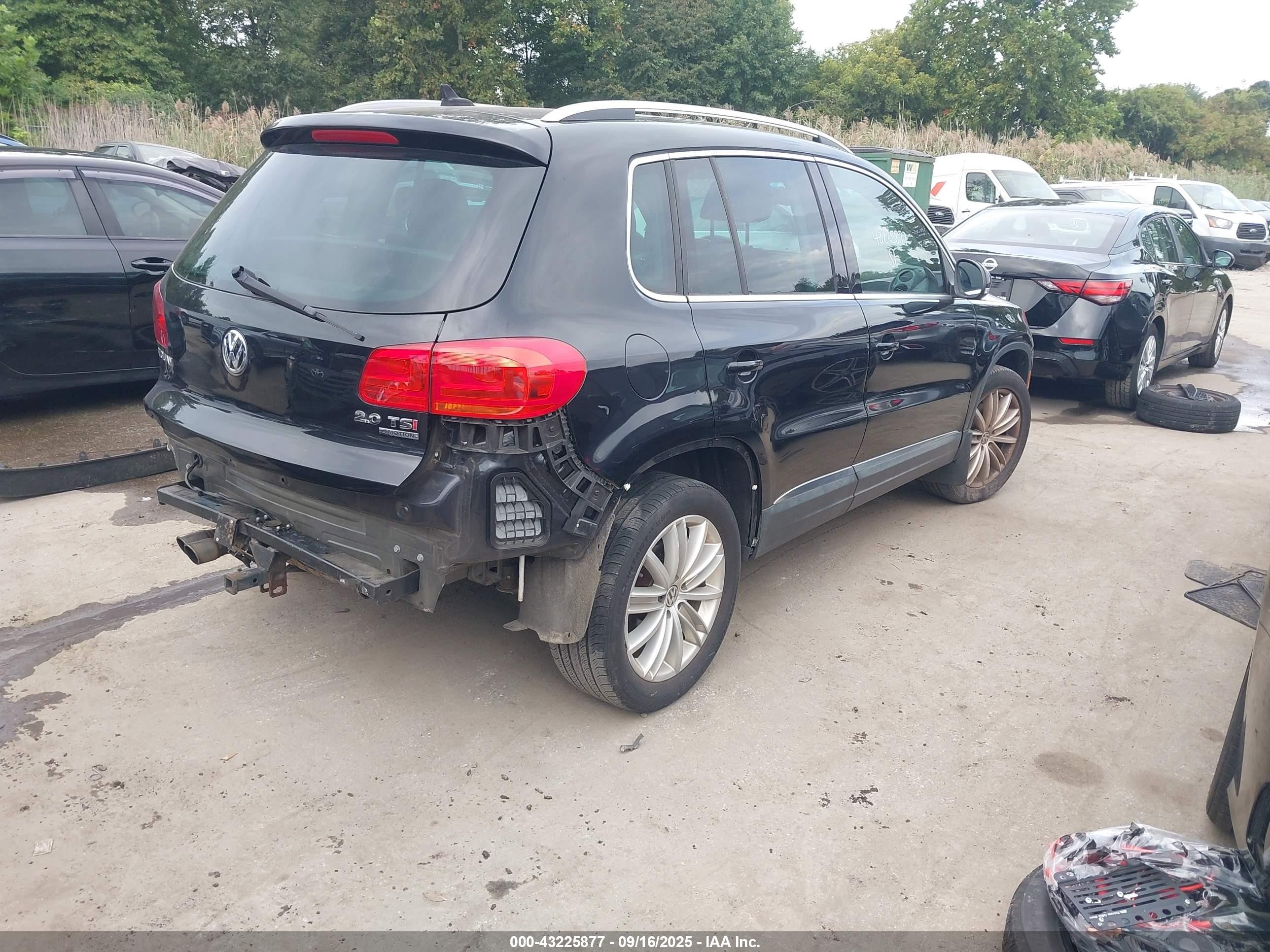 2014 Volkswagen Tiguan Sel Black vin: WVGBV3AX0EW601416