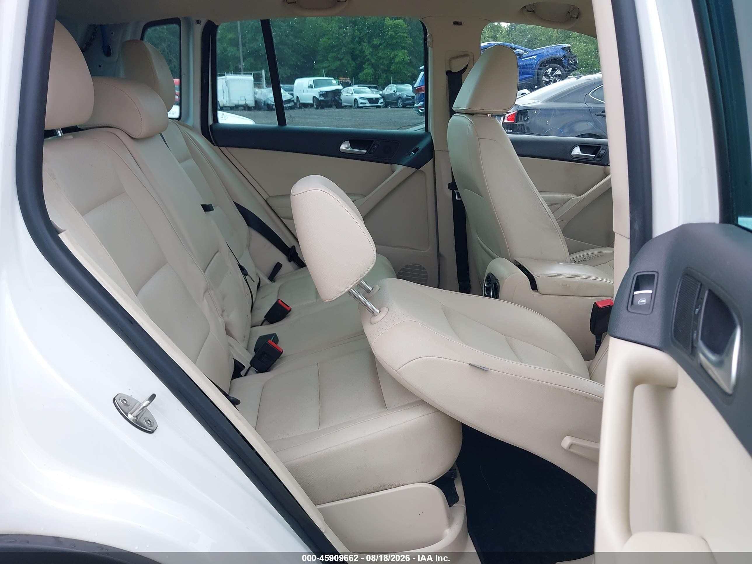 2013 Volkswagen Tiguan Se White vin: WVGBV3AX1DW056311