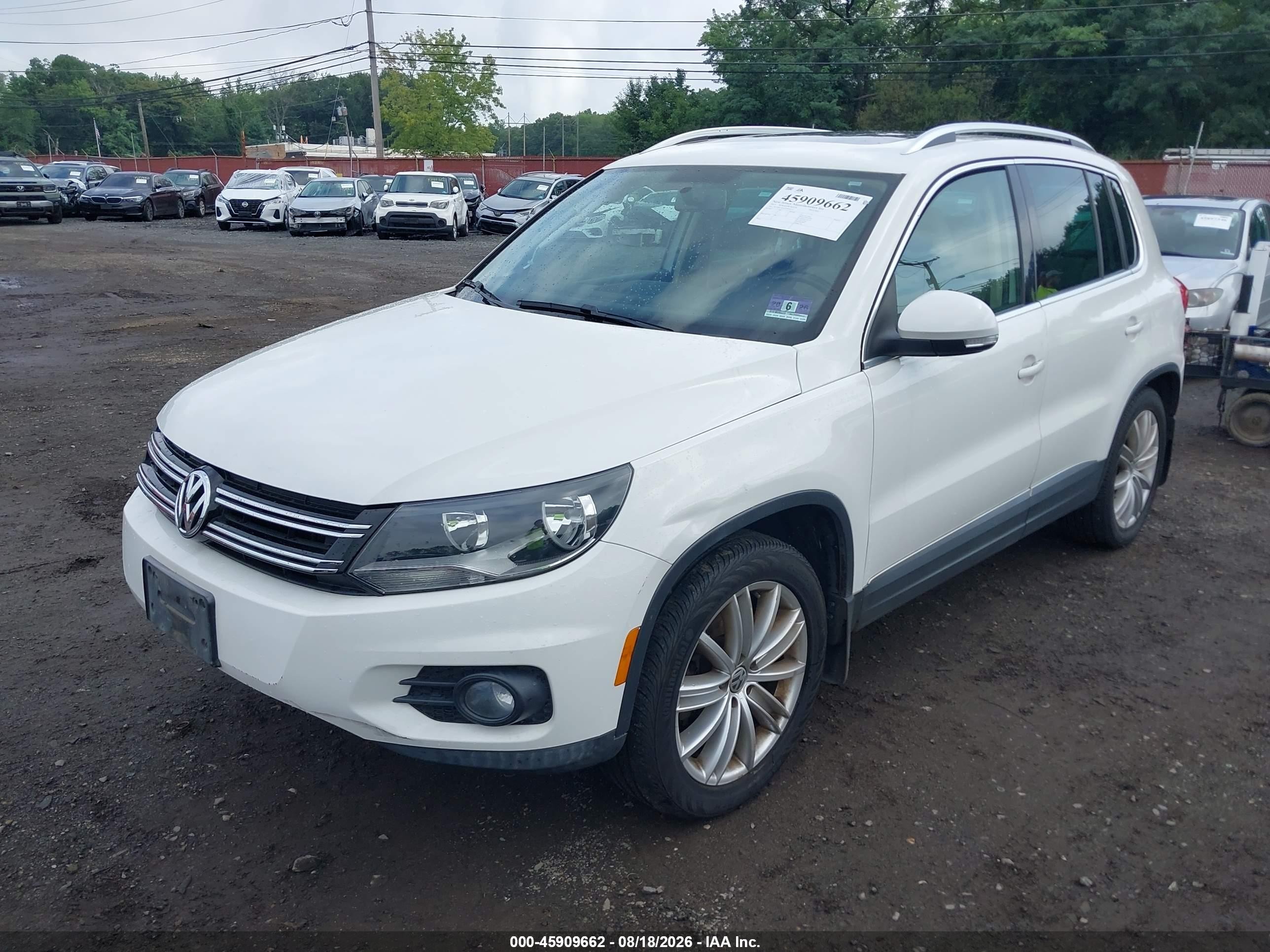 2013 Volkswagen Tiguan Se White vin: WVGBV3AX1DW056311