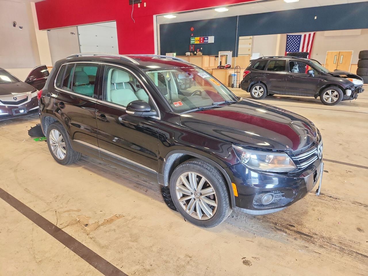 2013 Volkswagen Tiguan S Black vin: WVGBV3AX1DW562415
