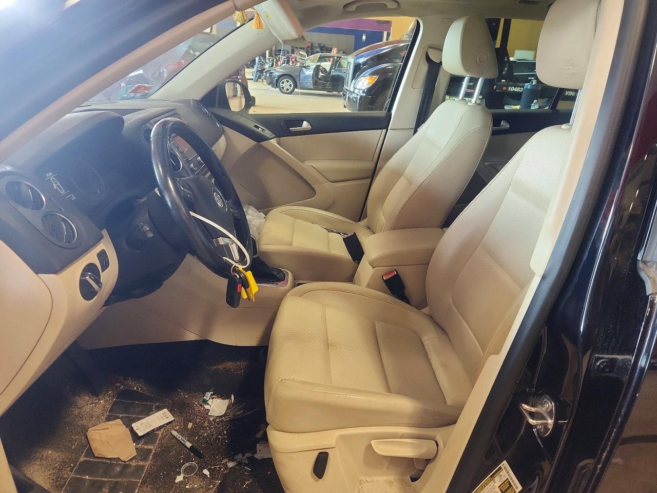 2013 Volkswagen Tiguan S Black vin: WVGBV3AX1DW562415