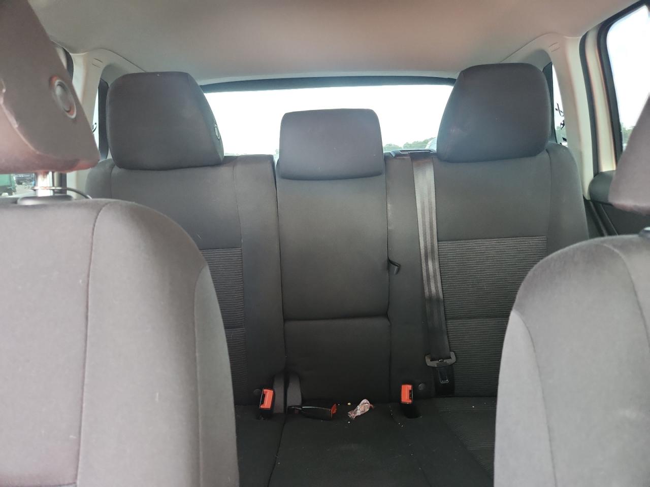 2014 Volkswagen Tiguan S Silver vin: WVGBV3AX1EW527598