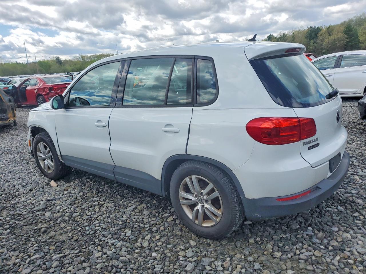 2014 Volkswagen Tiguan S White vin: WVGBV3AX1EW564957