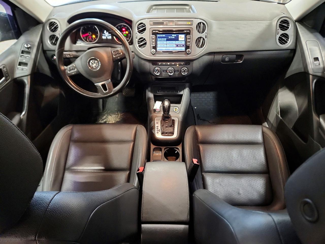 2014 Volkswagen Tiguan S Blue vin: WVGBV3AX1EW598333