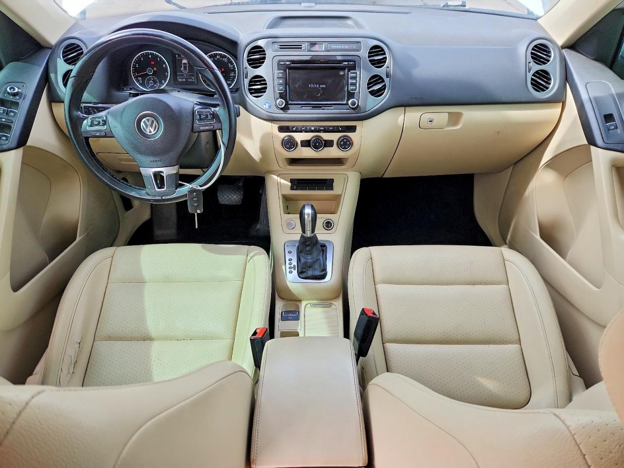 2014 Volkswagen Tiguan S White vin: WVGBV3AX1EW624137