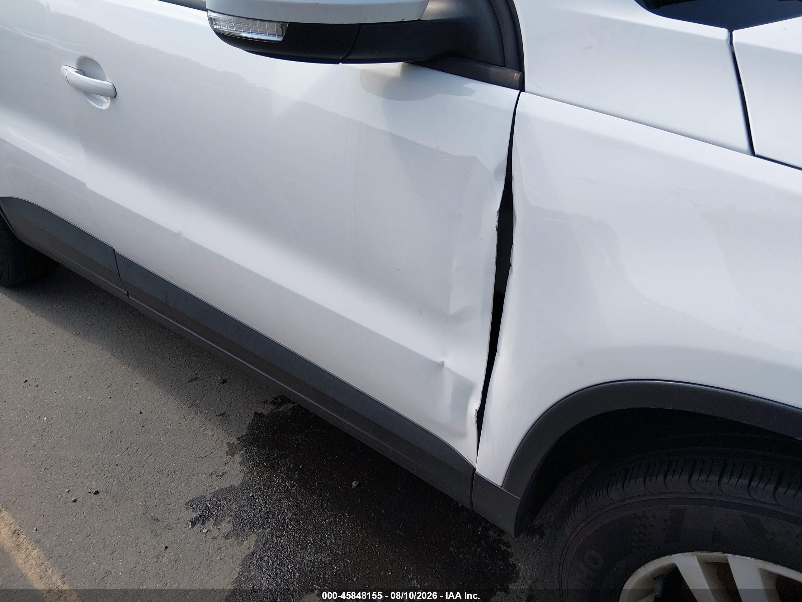 2013 Volkswagen Tiguan S Белый vin: WVGBV3AX2DW068614