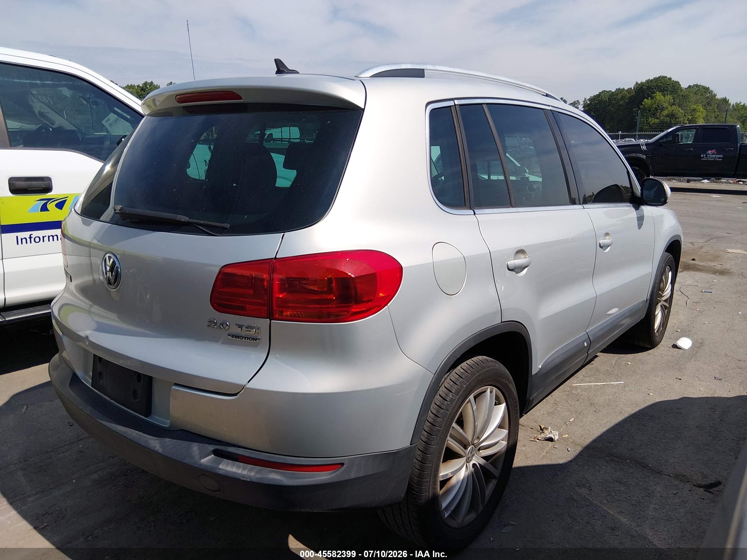 2013 Volkswagen Tiguan Se Silver vin: WVGBV3AX2DW559717