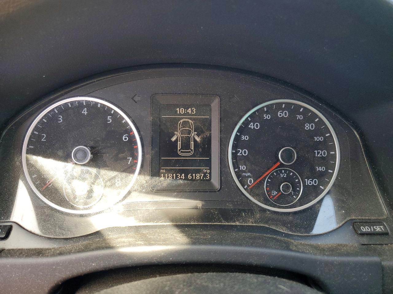 2013 Volkswagen Tiguan S Черный vin: WVGBV3AX2DW597397