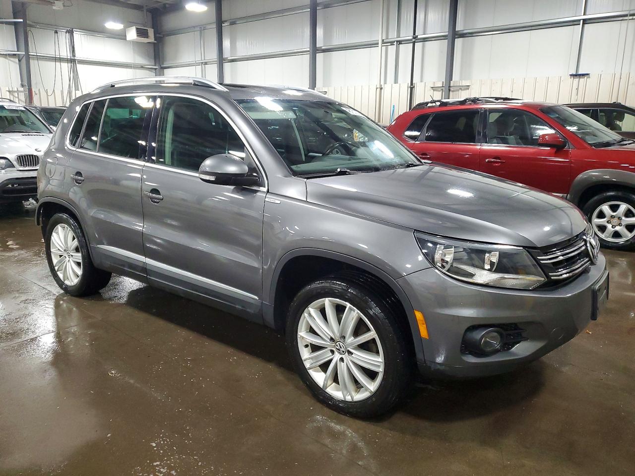 2013 Volkswagen Tiguan S Gray vin: WVGBV3AX2DW607748