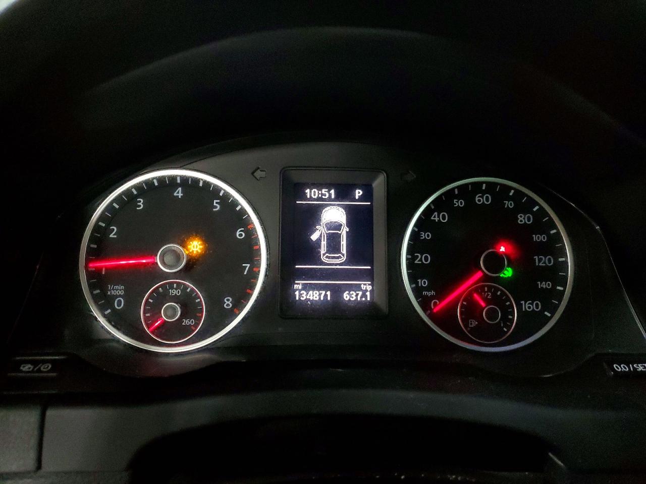 2013 Volkswagen Tiguan S Gray vin: WVGBV3AX2DW607748