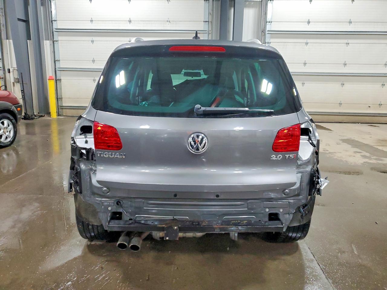 2013 Volkswagen Tiguan S Gray vin: WVGBV3AX2DW607748