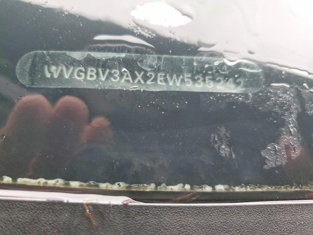 2014 Volkswagen Tiguan S Gray vin: WVGBV3AX2EW535242
