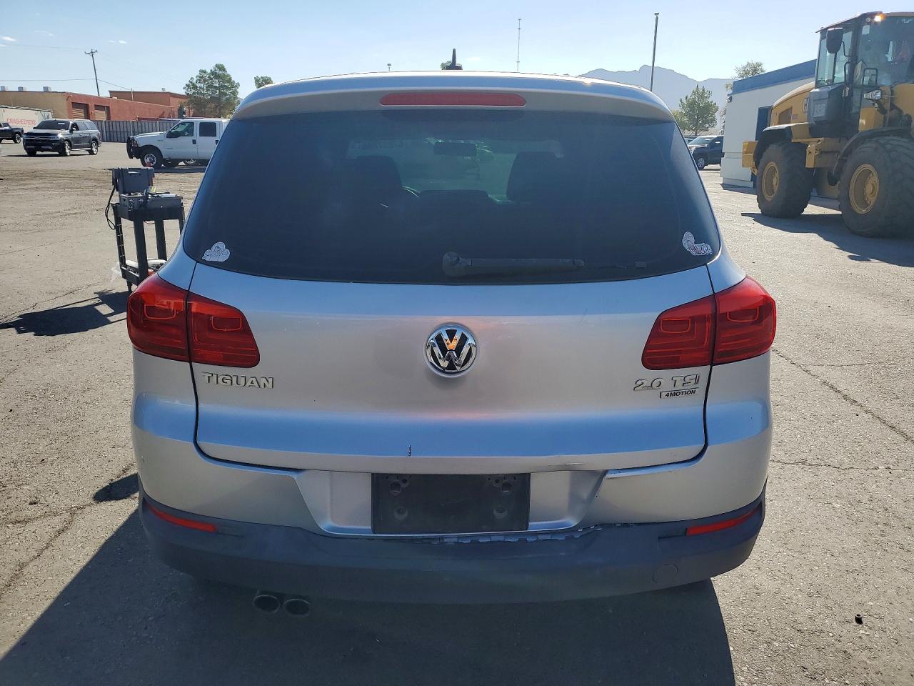 2014 Volkswagen Tiguan S Silver vin: WVGBV3AX2EW541820