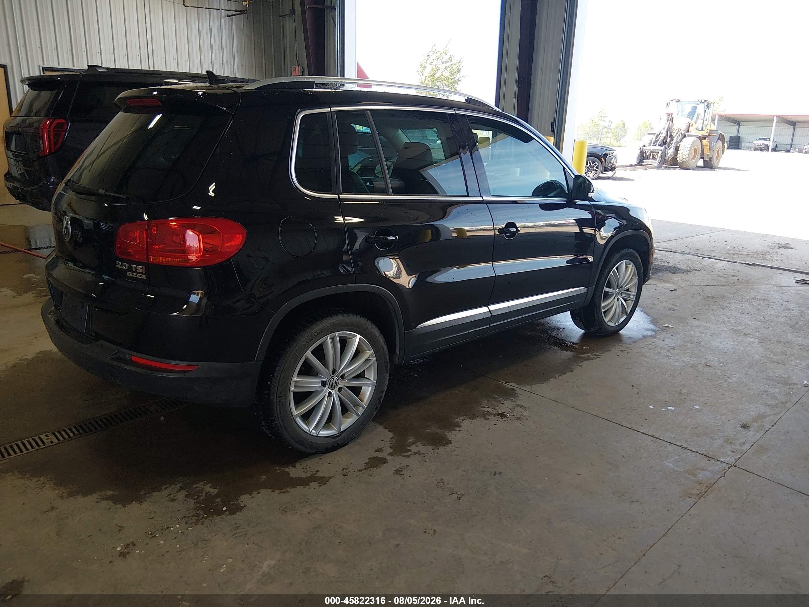 2014 Volkswagen Tiguan Se Черный vin: WVGBV3AX2EW568984