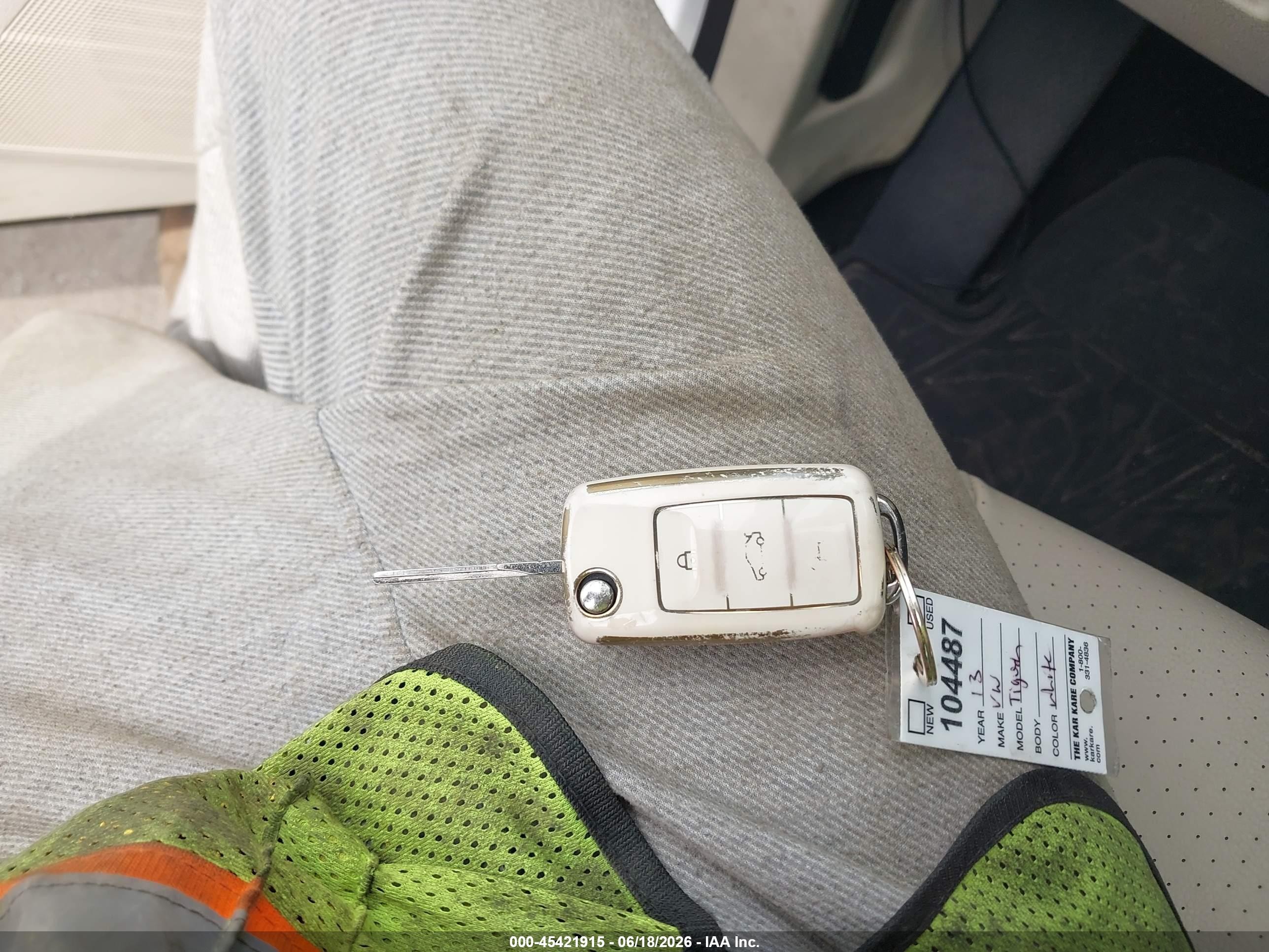 2013 Volkswagen Tiguan Se Белый vin: WVGBV3AX3DW057170