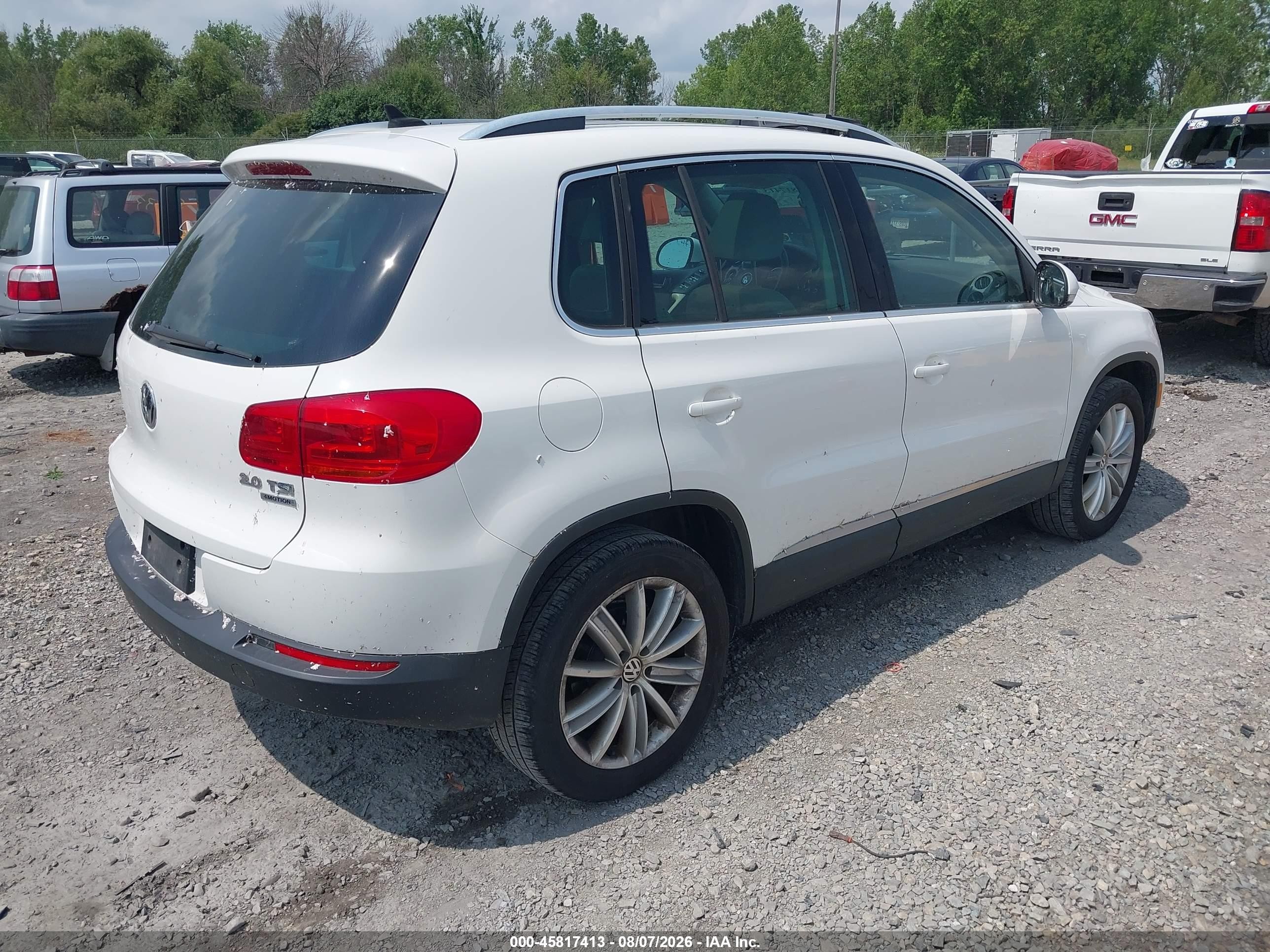 2013 Volkswagen Tiguan Se White vin: WVGBV3AX3DW090332