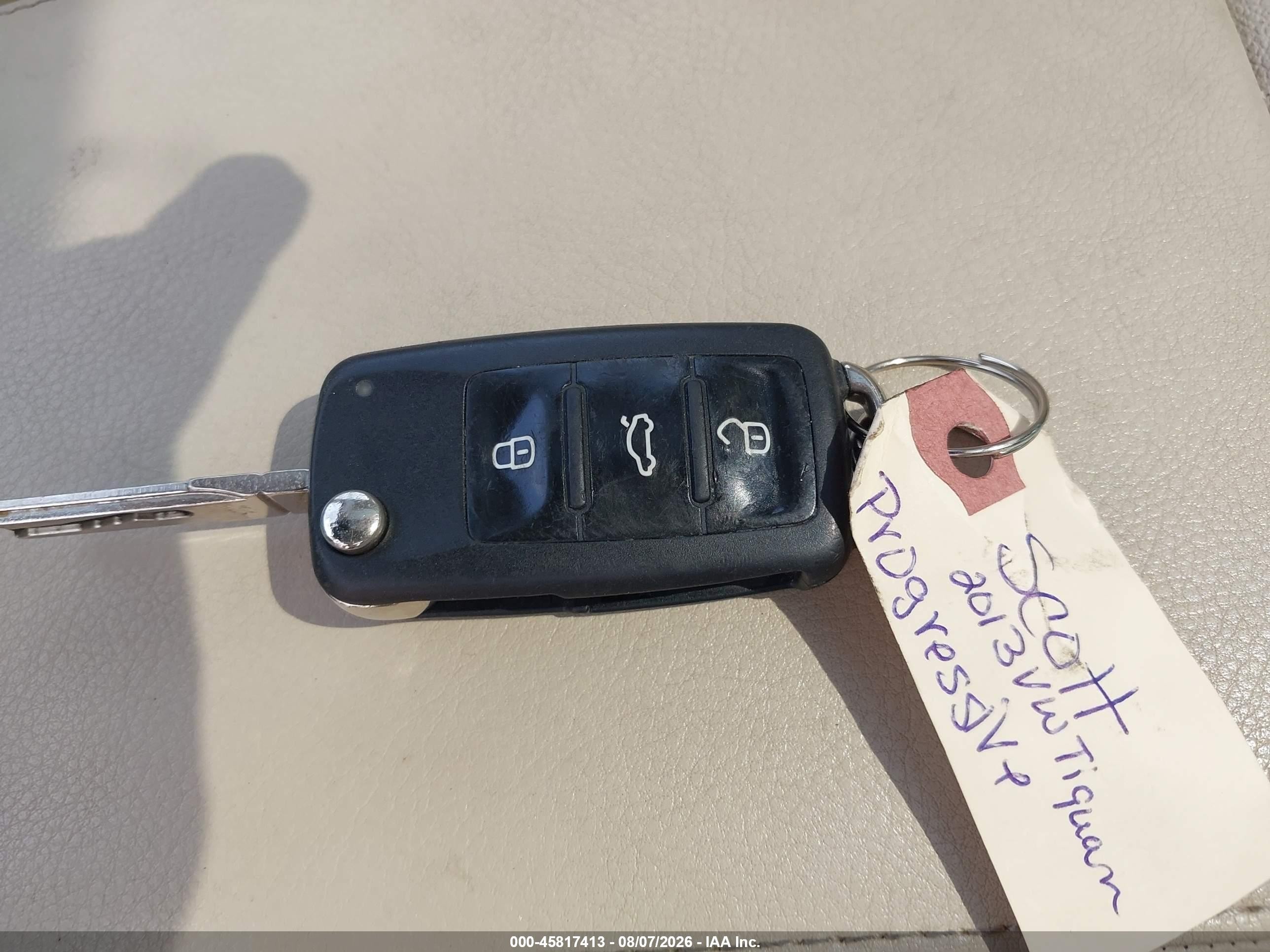 2013 Volkswagen Tiguan Se White vin: WVGBV3AX3DW090332