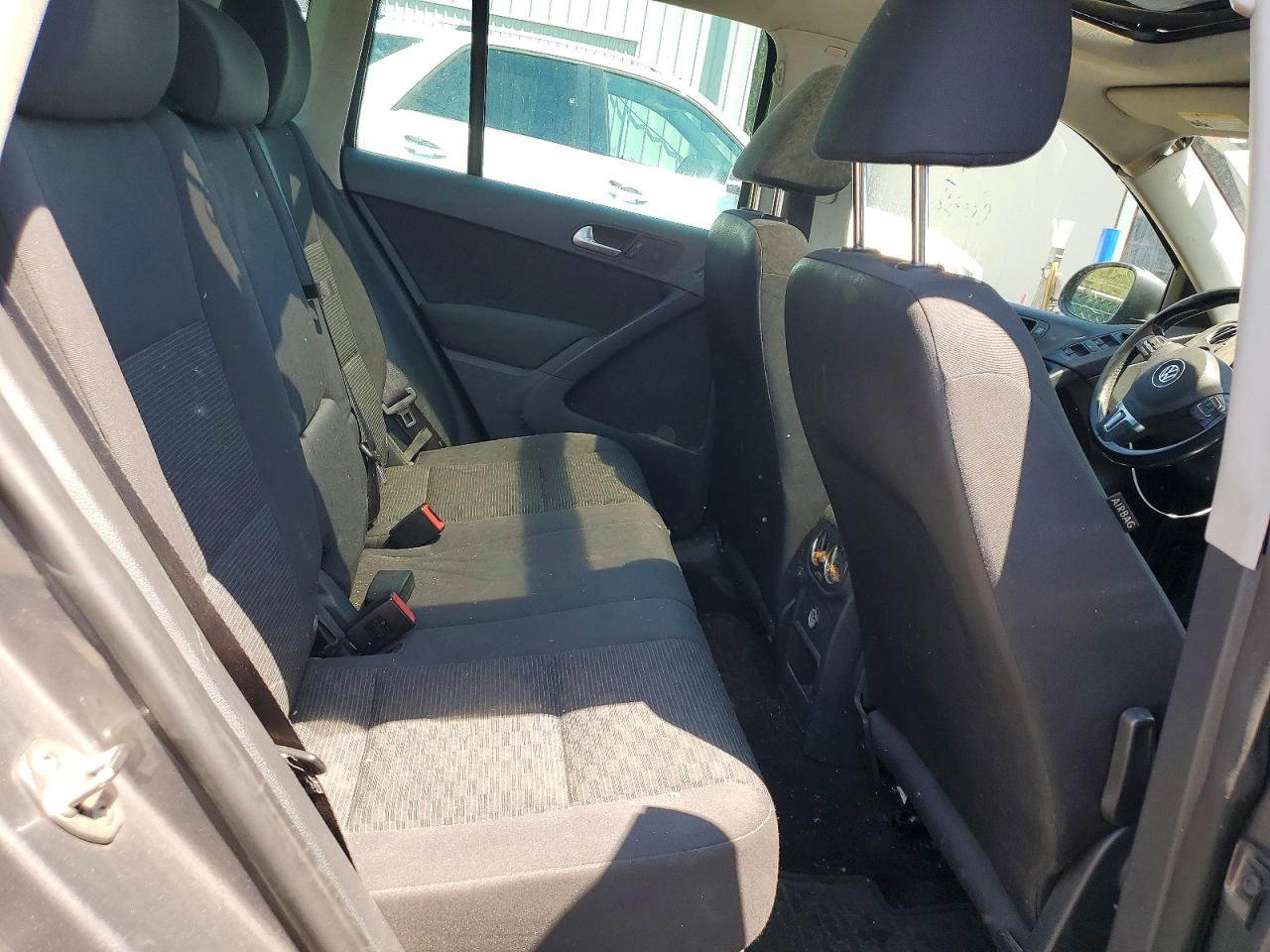 2013 Volkswagen Tiguan S Gray vin: WVGBV3AX3DW605524