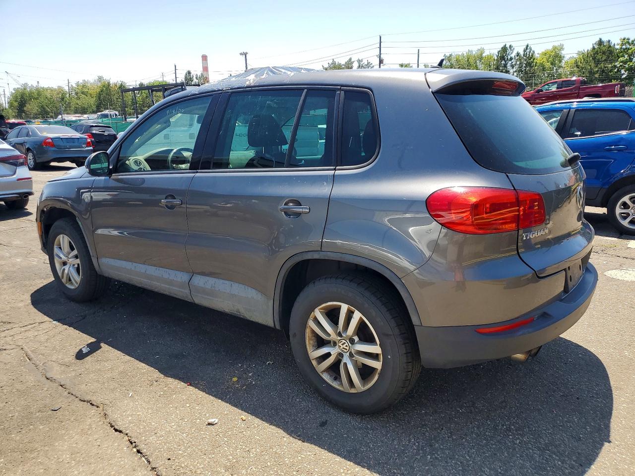 2013 Volkswagen Tiguan S Gray vin: WVGBV3AX3DW605524