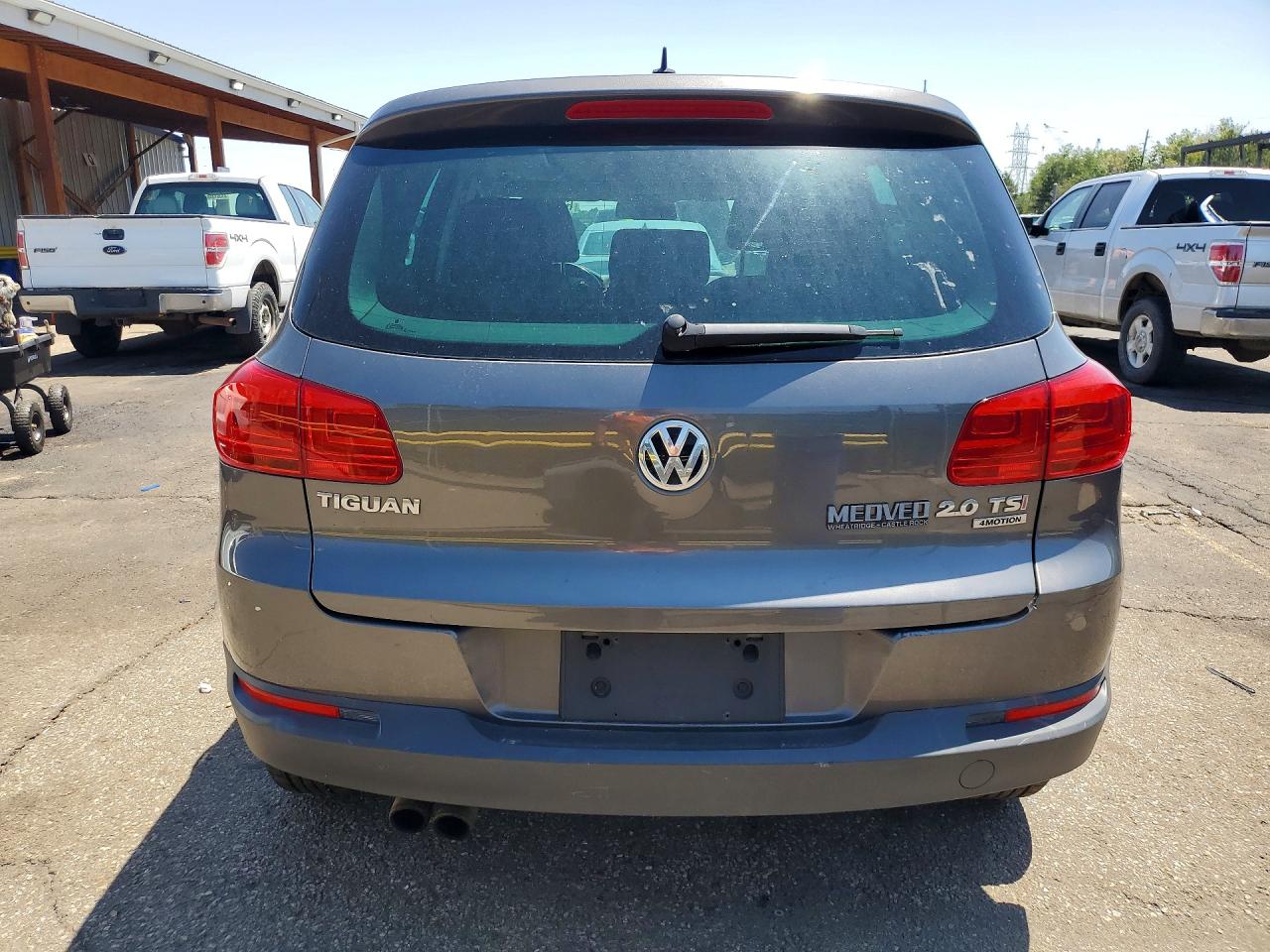 2013 Volkswagen Tiguan S Gray vin: WVGBV3AX3DW605524