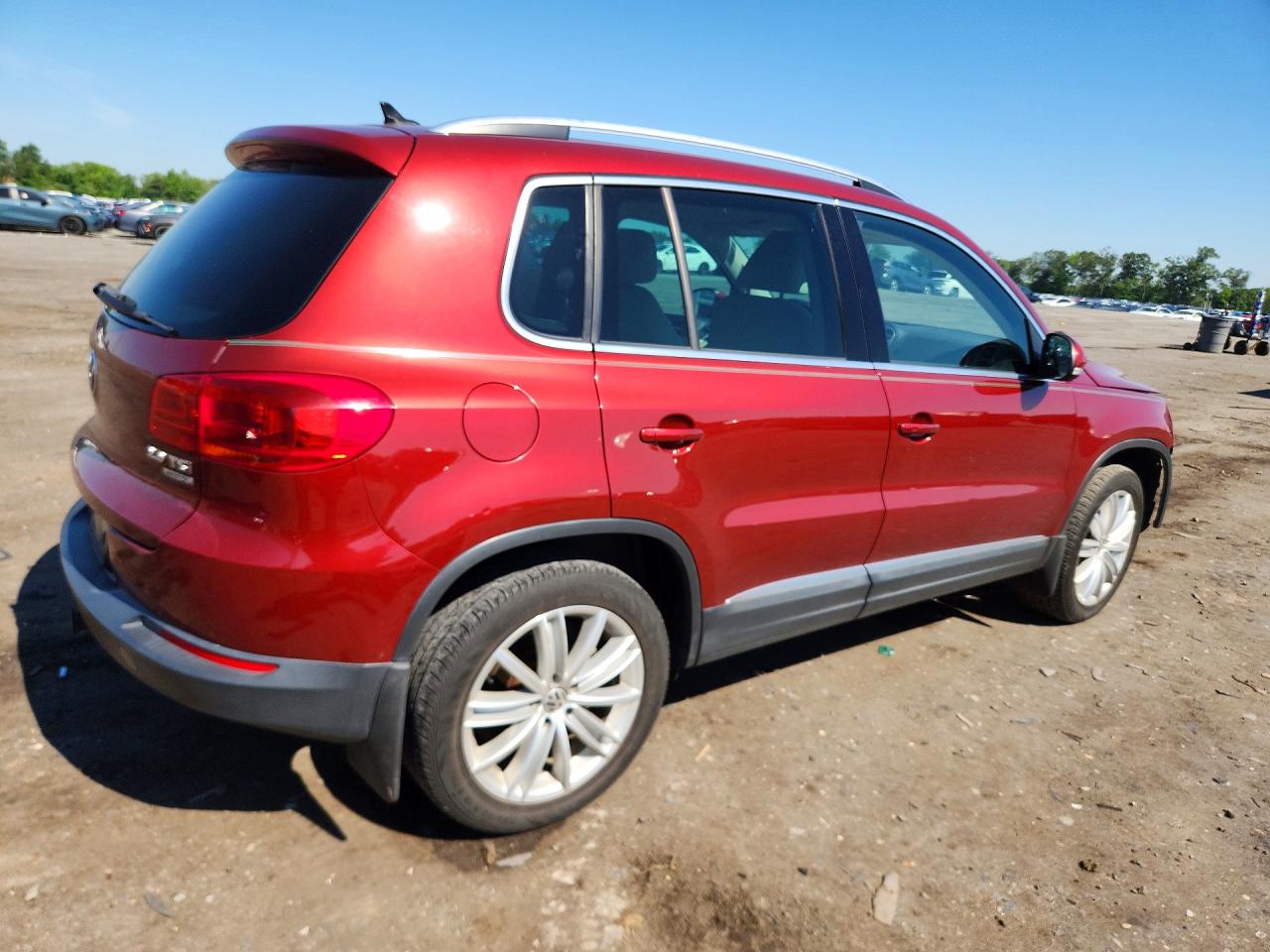 2014 Volkswagen Tiguan S Maroon vin: WVGBV3AX3EW059809