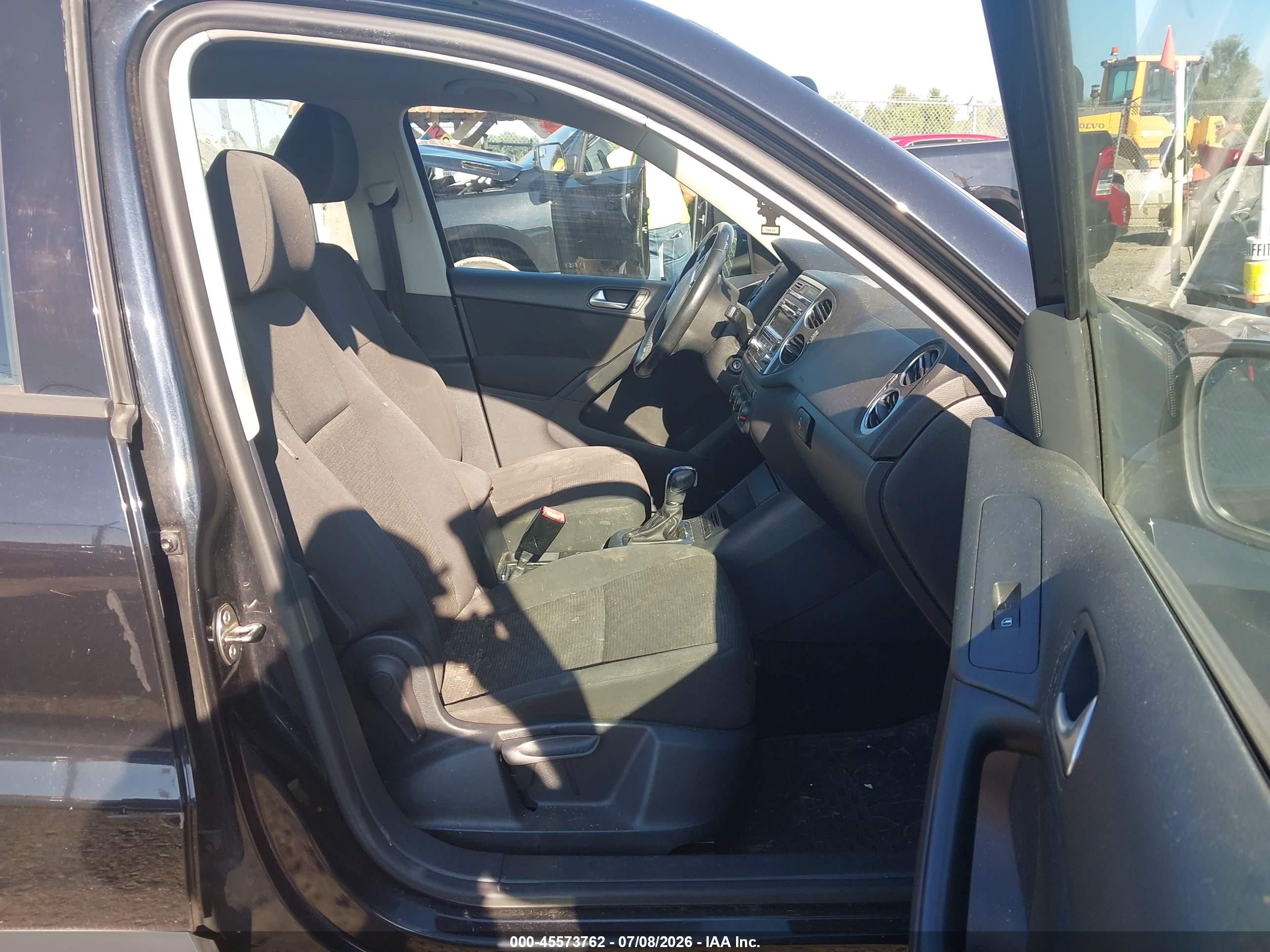 2014 Volkswagen Tiguan S Black vin: WVGBV3AX3EW506218