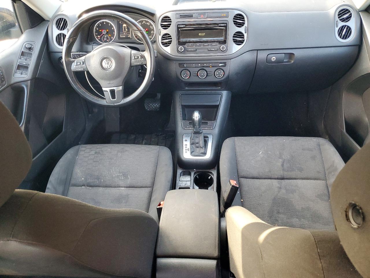2014 Volkswagen Tiguan S Синий vin: WVGBV3AX3EW560263