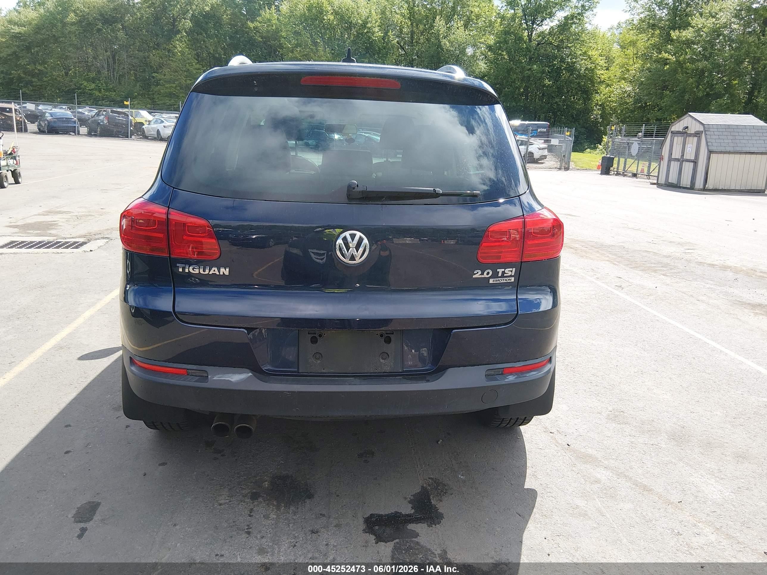 2013 Volkswagen Tiguan Se Dark Blue vin: WVGBV3AX4DW053323