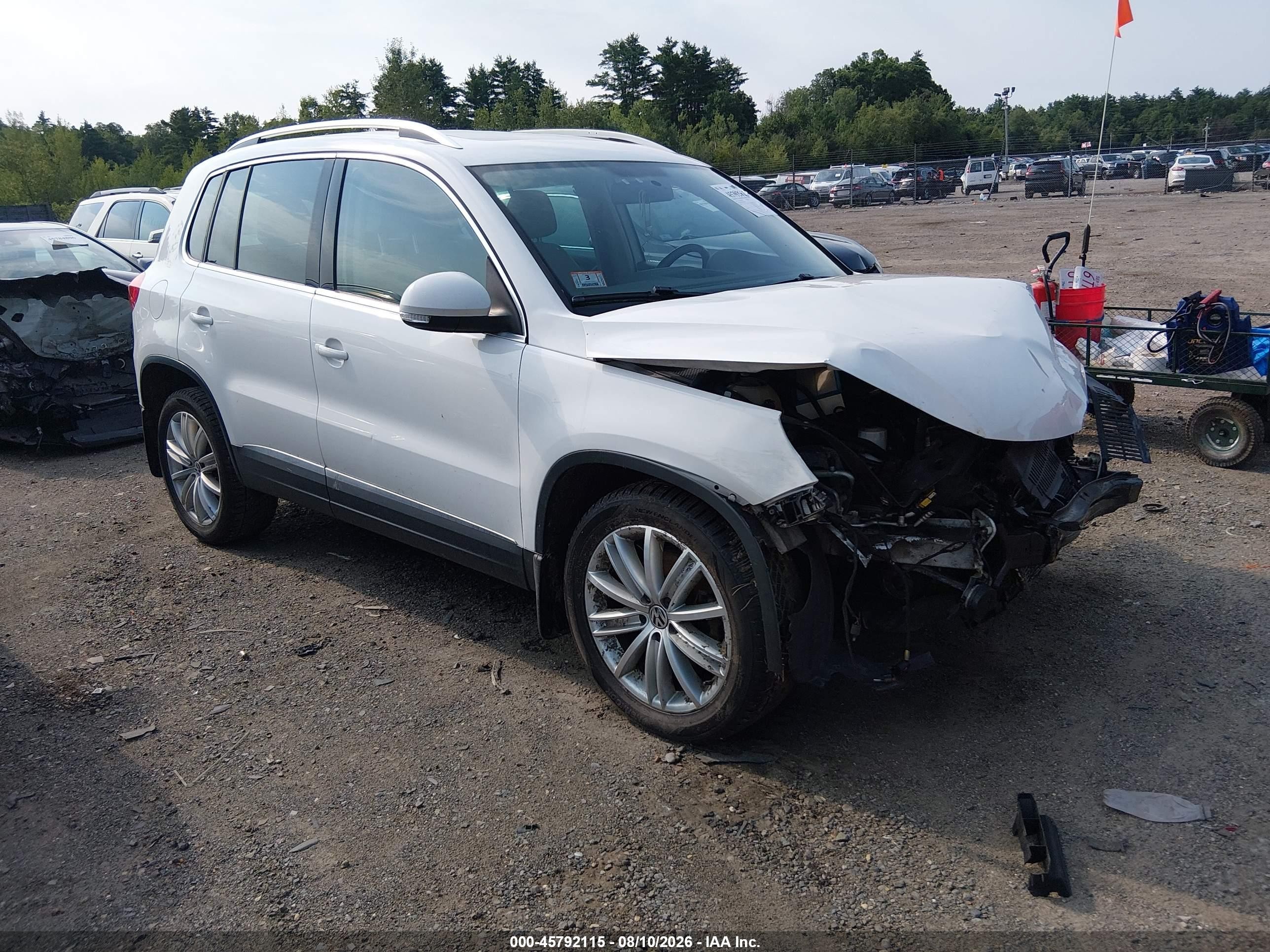2013 Volkswagen Tiguan Se White vin: WVGBV3AX4DW057260