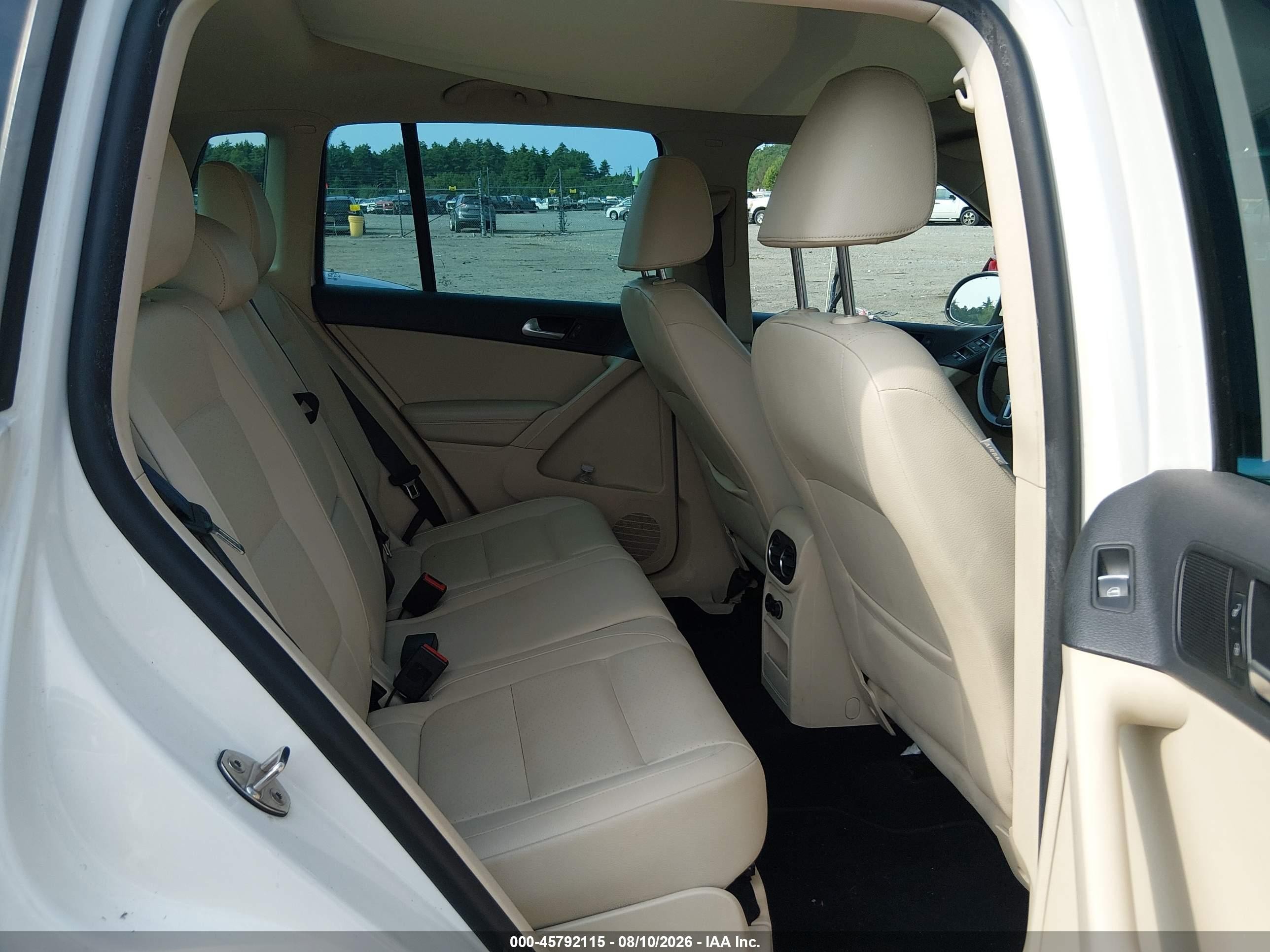 2013 Volkswagen Tiguan Se White vin: WVGBV3AX4DW057260