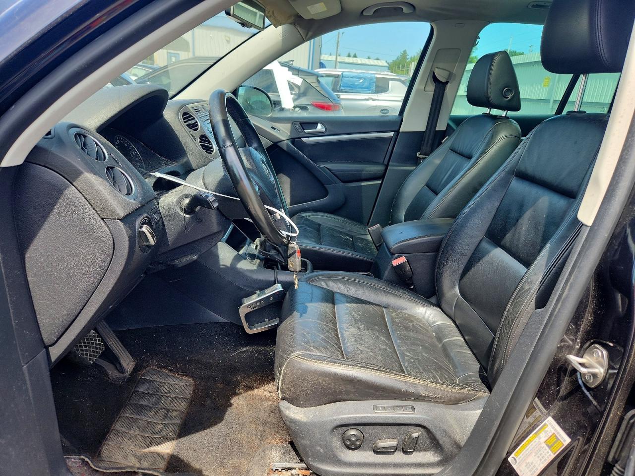 2013 Volkswagen Tiguan S Black vin: WVGBV3AX4DW092851