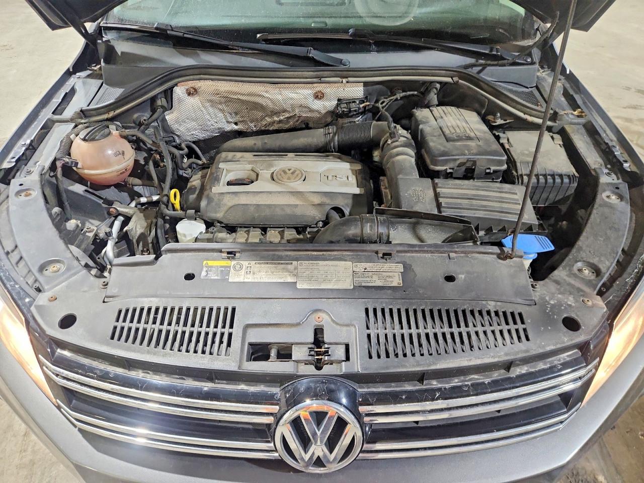 2013 Volkswagen Tiguan S Gray vin: WVGBV3AX4DW612515