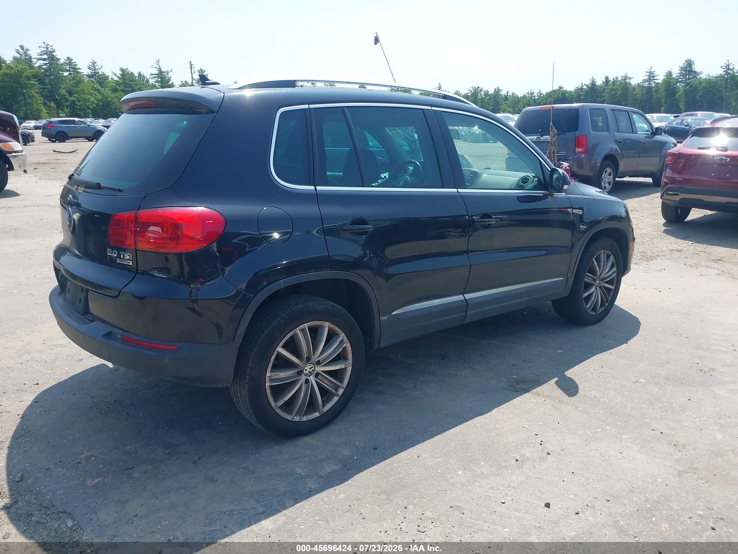 2014 Volkswagen Tiguan Sel Black vin: WVGBV3AX4EW562121