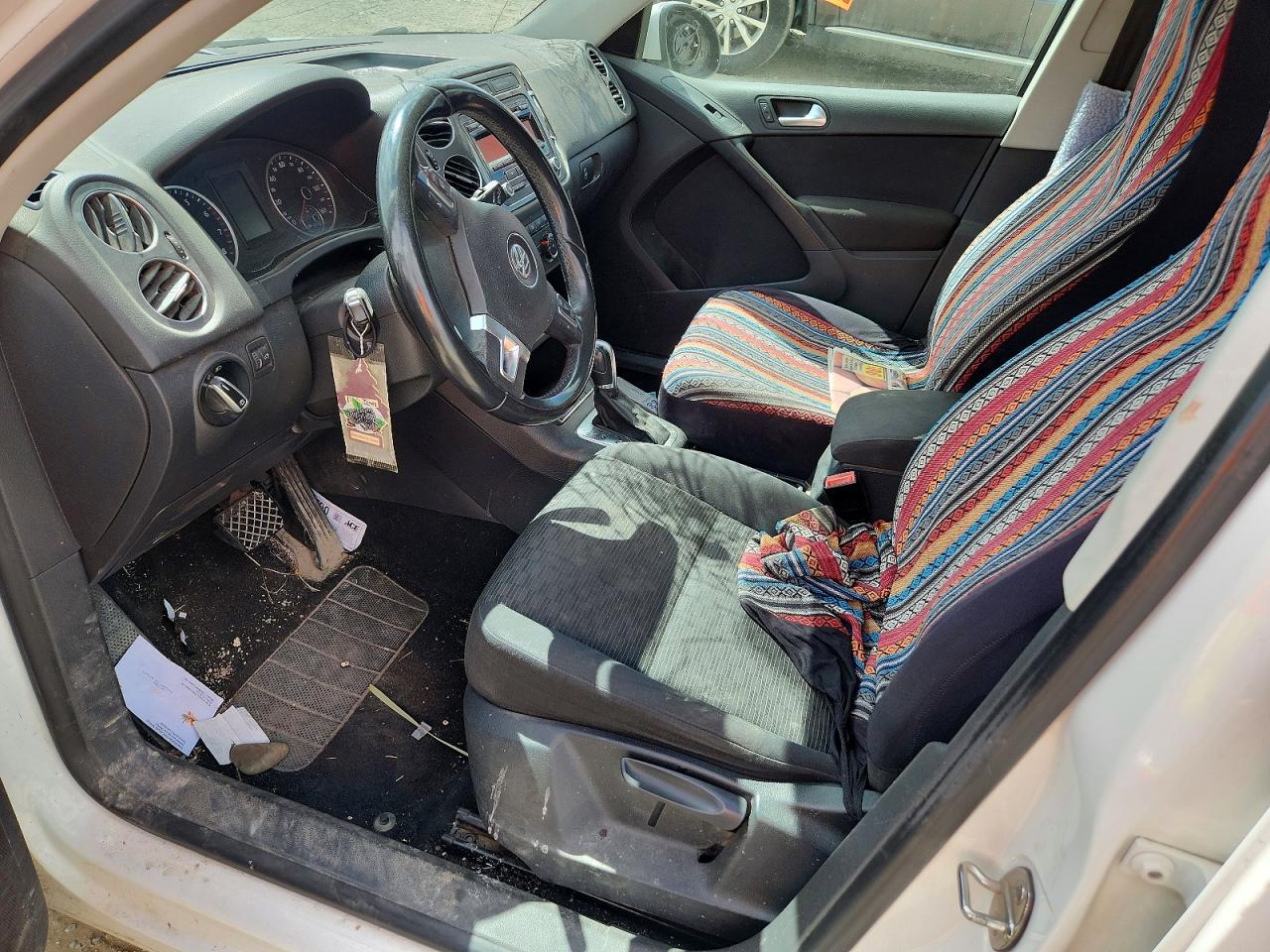 2013 Volkswagen Tiguan S Белый vin: WVGBV3AX5DW569867