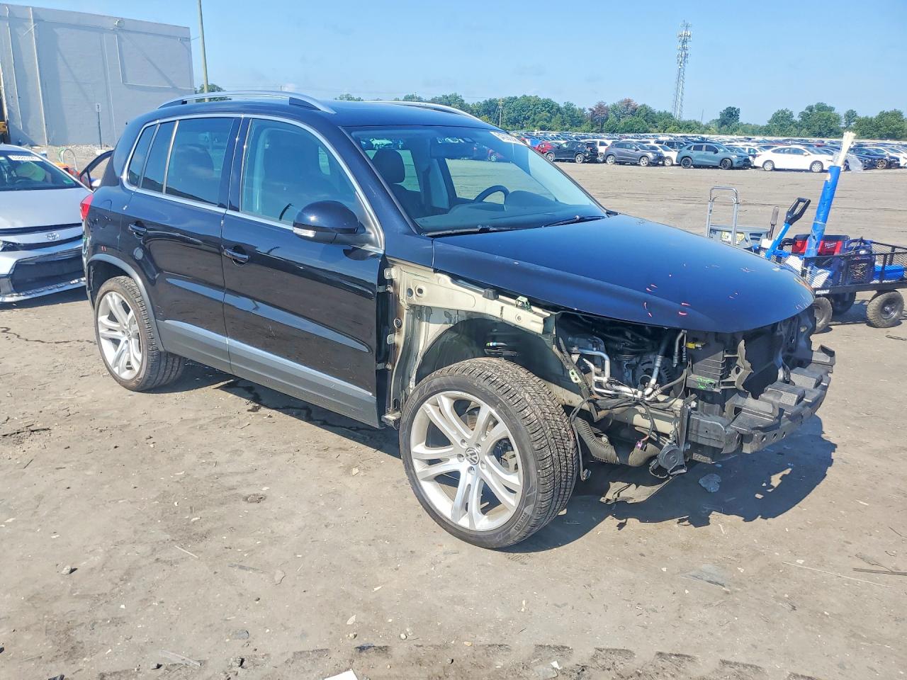 2013 Volkswagen Tiguan S Black vin: WVGBV3AX5DW577256