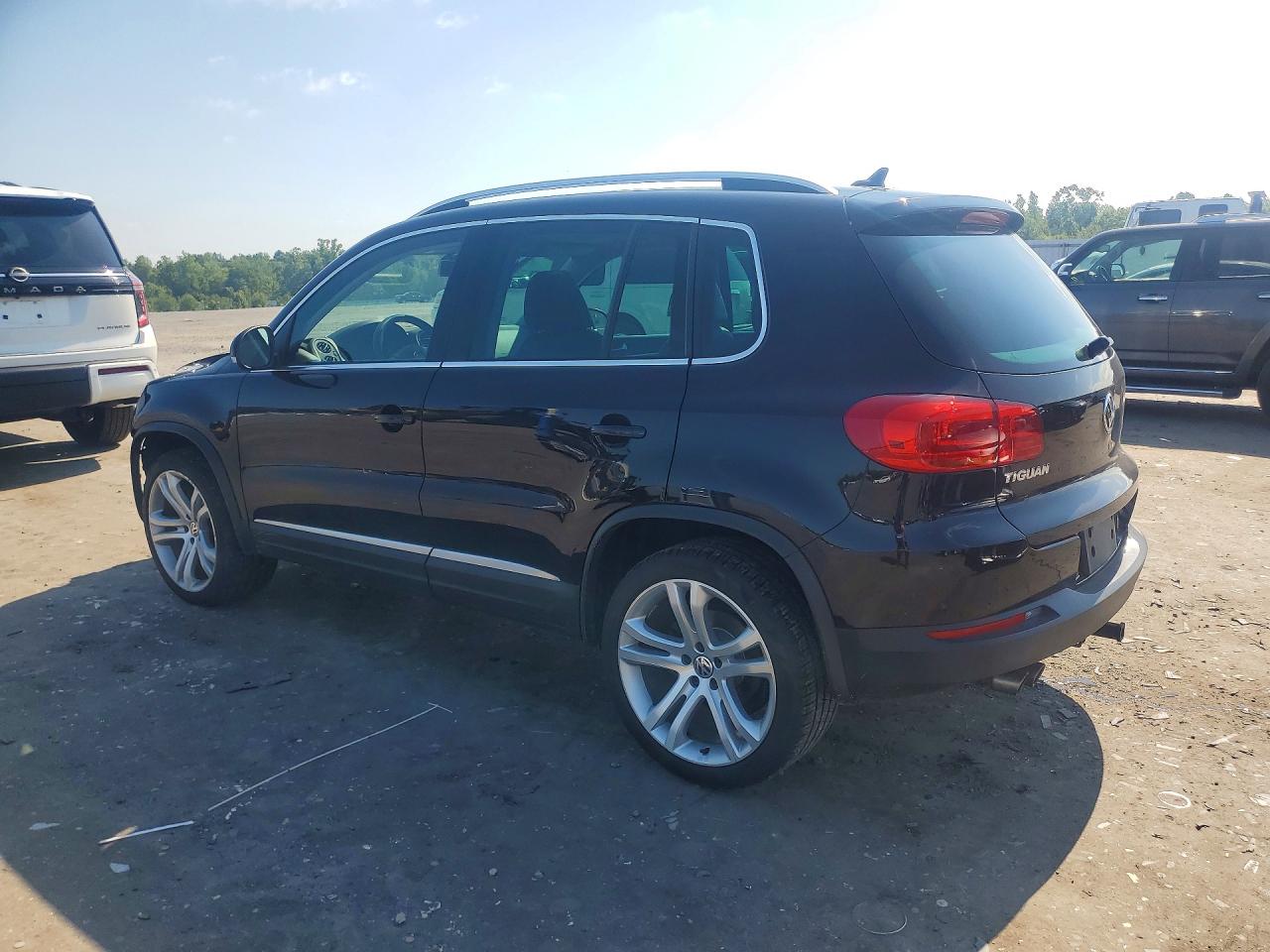 2013 Volkswagen Tiguan S Black vin: WVGBV3AX5DW577256