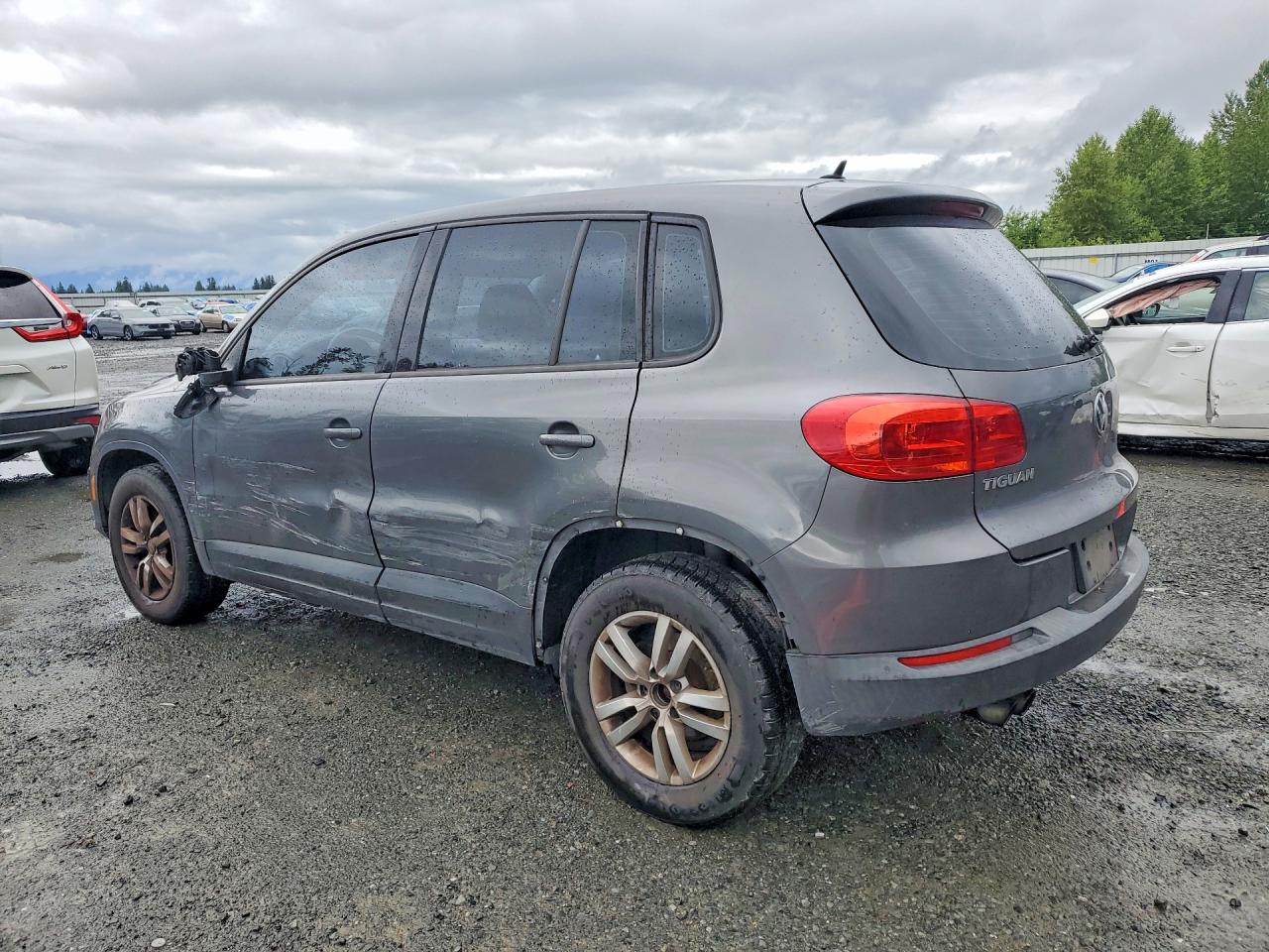 2013 Volkswagen Tiguan S Gray vin: WVGBV3AX5DW584594