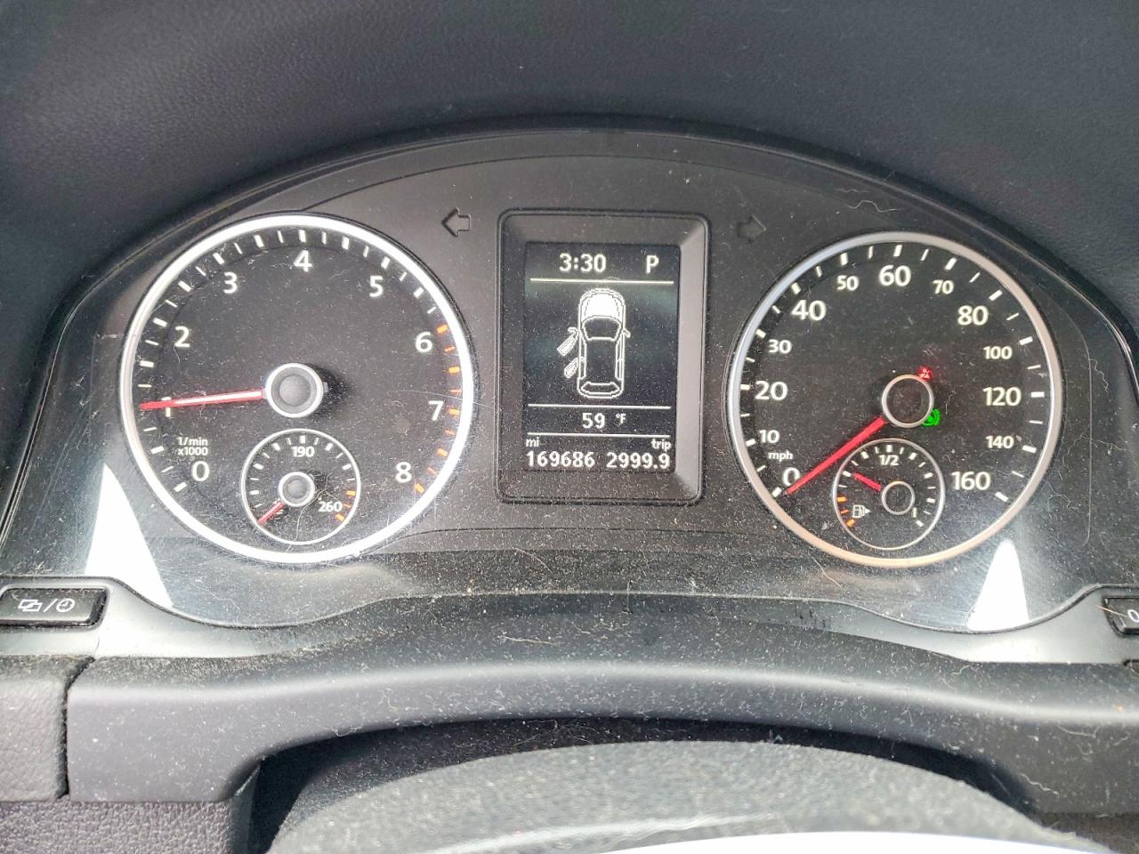 2013 Volkswagen Tiguan S Gray vin: WVGBV3AX5DW584594