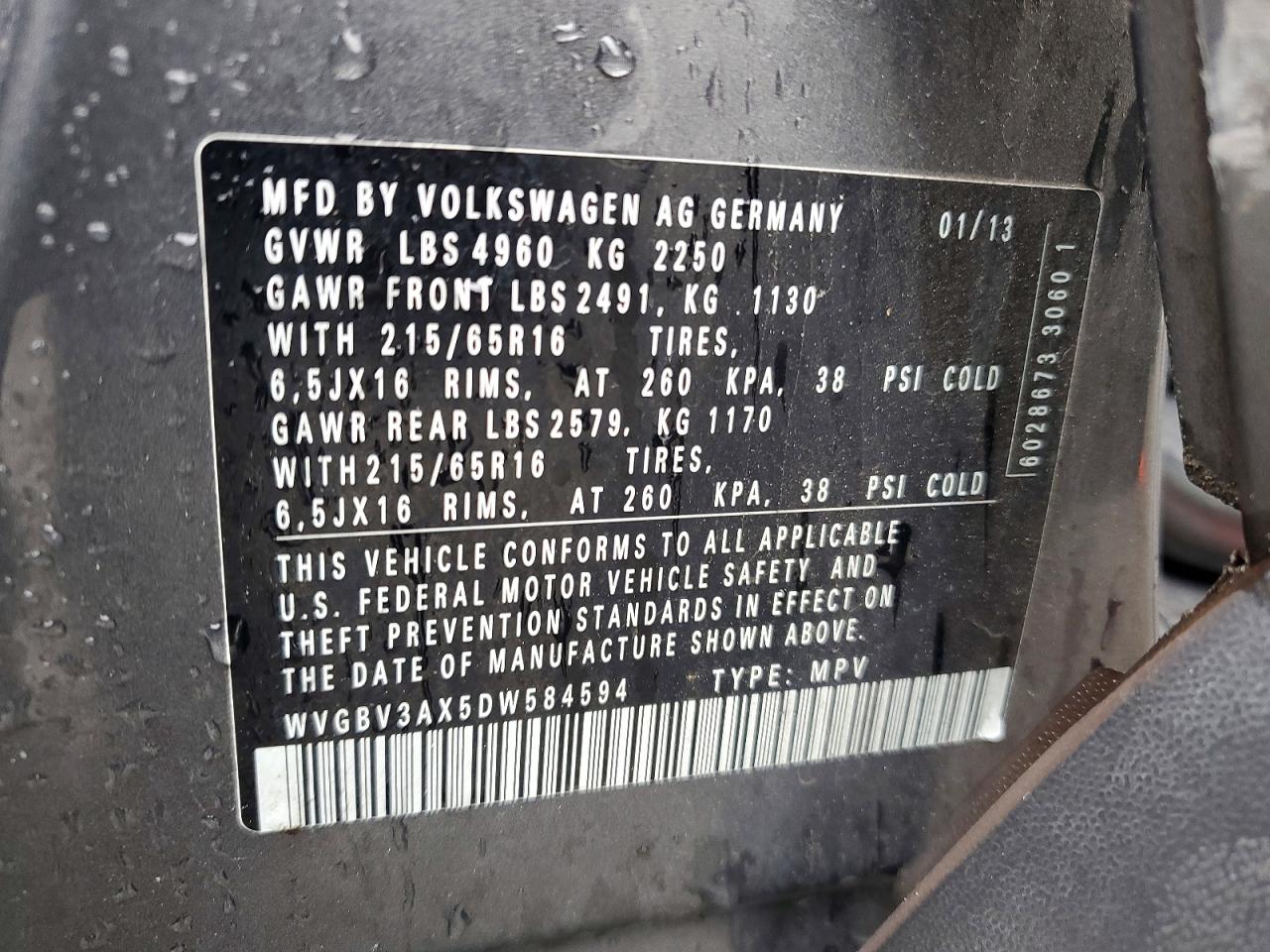 2013 Volkswagen Tiguan S Gray vin: WVGBV3AX5DW584594