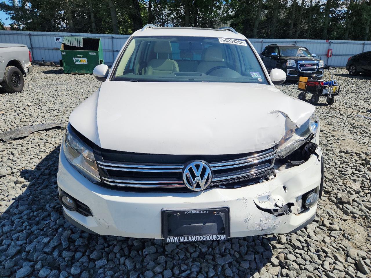 2013 Volkswagen Tiguan S White vin: WVGBV3AX5DW597183