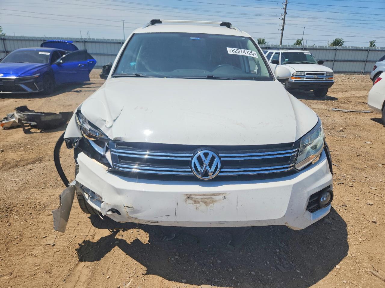 2014 Volkswagen Tiguan S Белый vin: WVGBV3AX5EW526812