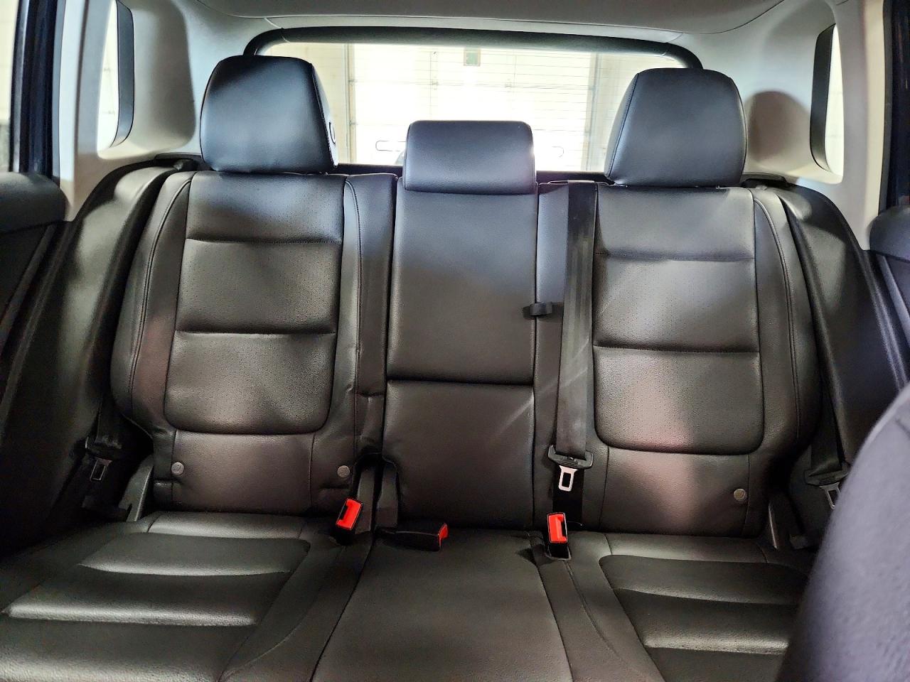 2014 Volkswagen Tiguan S Blue vin: WVGBV3AX5EW595578