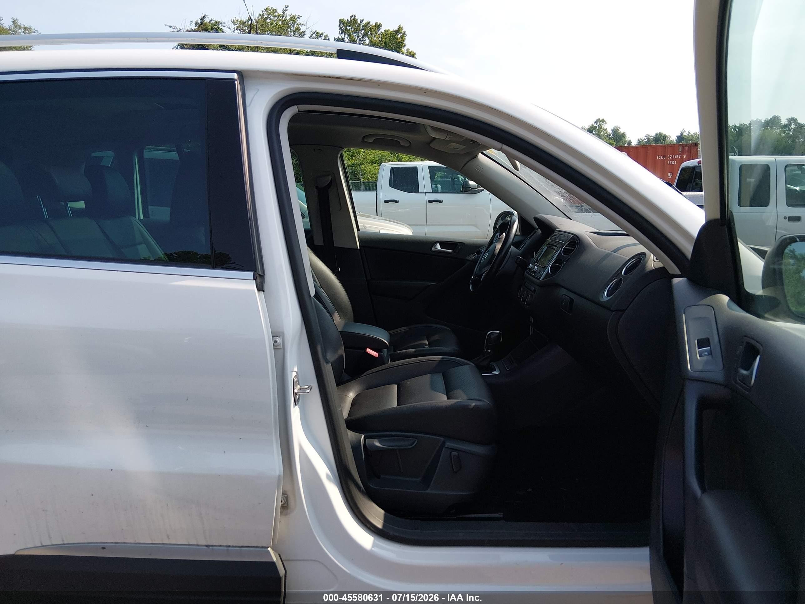 2013 Volkswagen Tiguan Se White vin: WVGBV3AX6DW090776