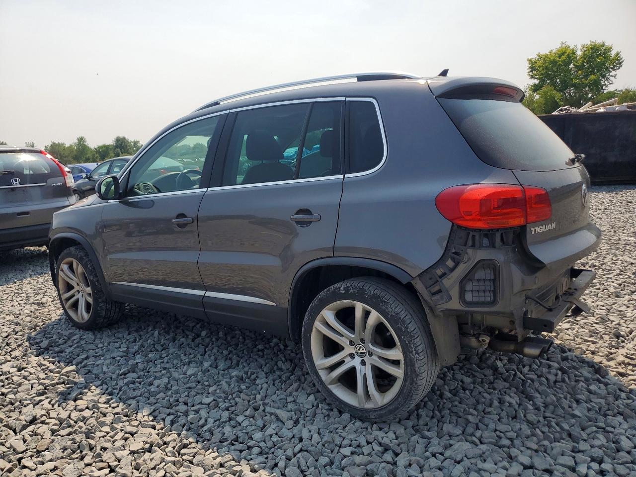 2013 Volkswagen Tiguan S Gray vin: WVGBV3AX6DW587410