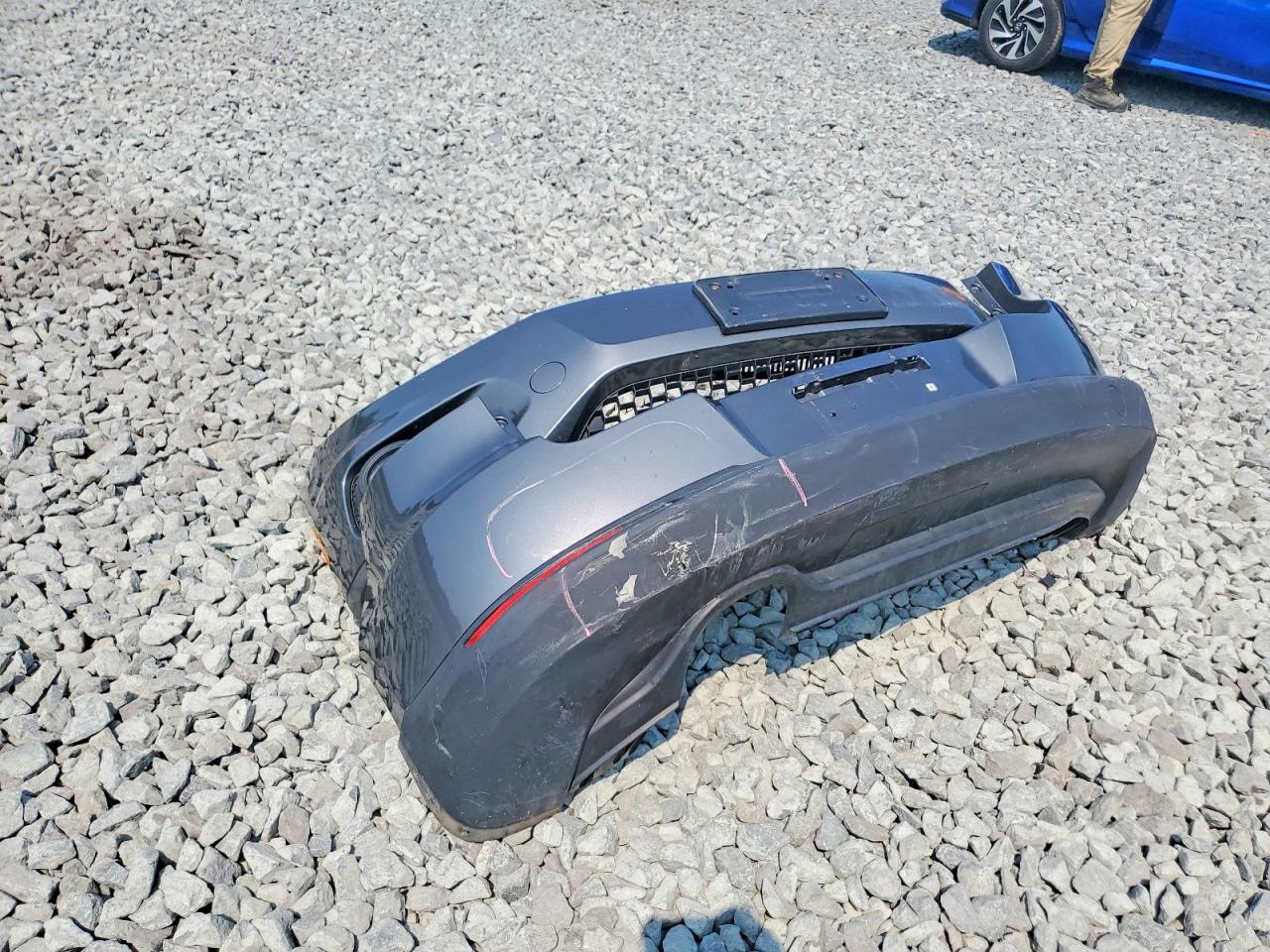 2013 Volkswagen Tiguan S Gray vin: WVGBV3AX6DW587410