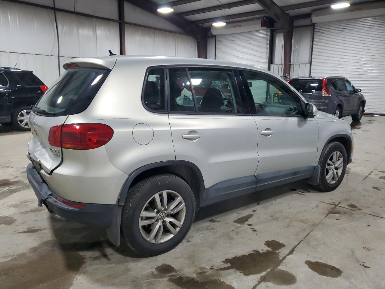 2013 Volkswagen Tiguan S Silver vin: WVGBV3AX6DW599816